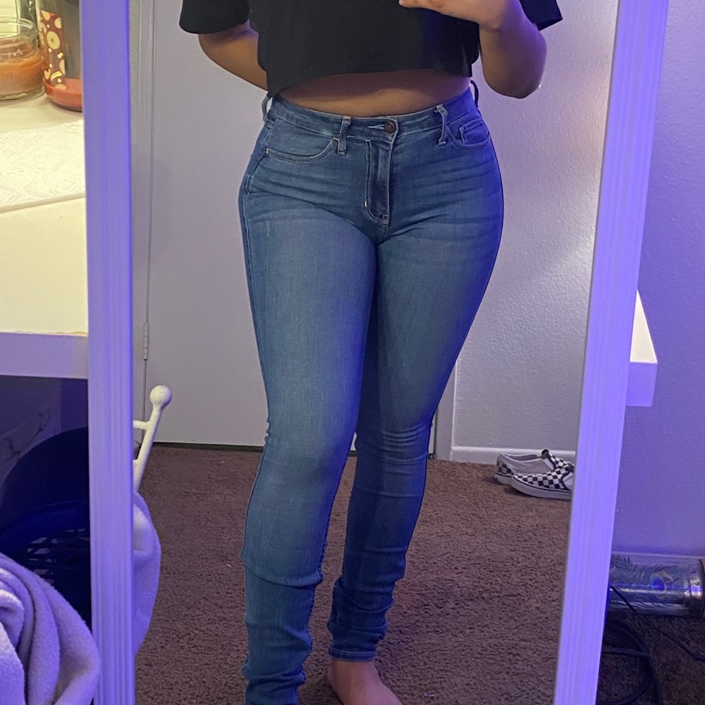 Hollister High Rise Super Skinny Jeans